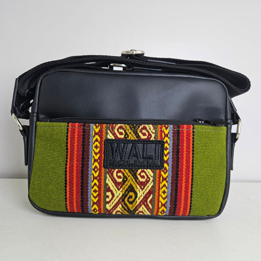 Bandolera de cuero (verde pacai)