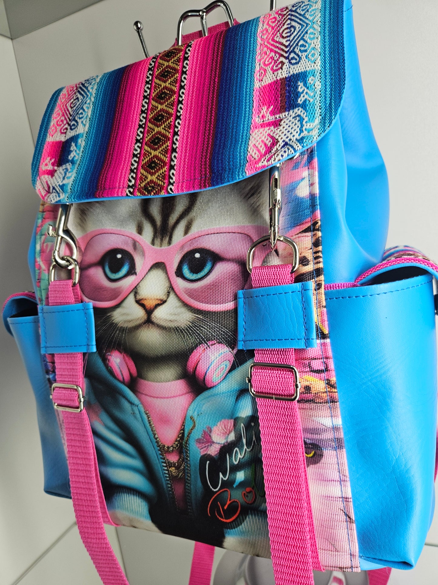 Mochila urbaba (celeste Gatito)