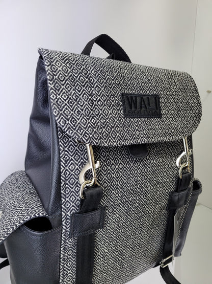 Mochila WALI (Perdiz Blanco y Negro)