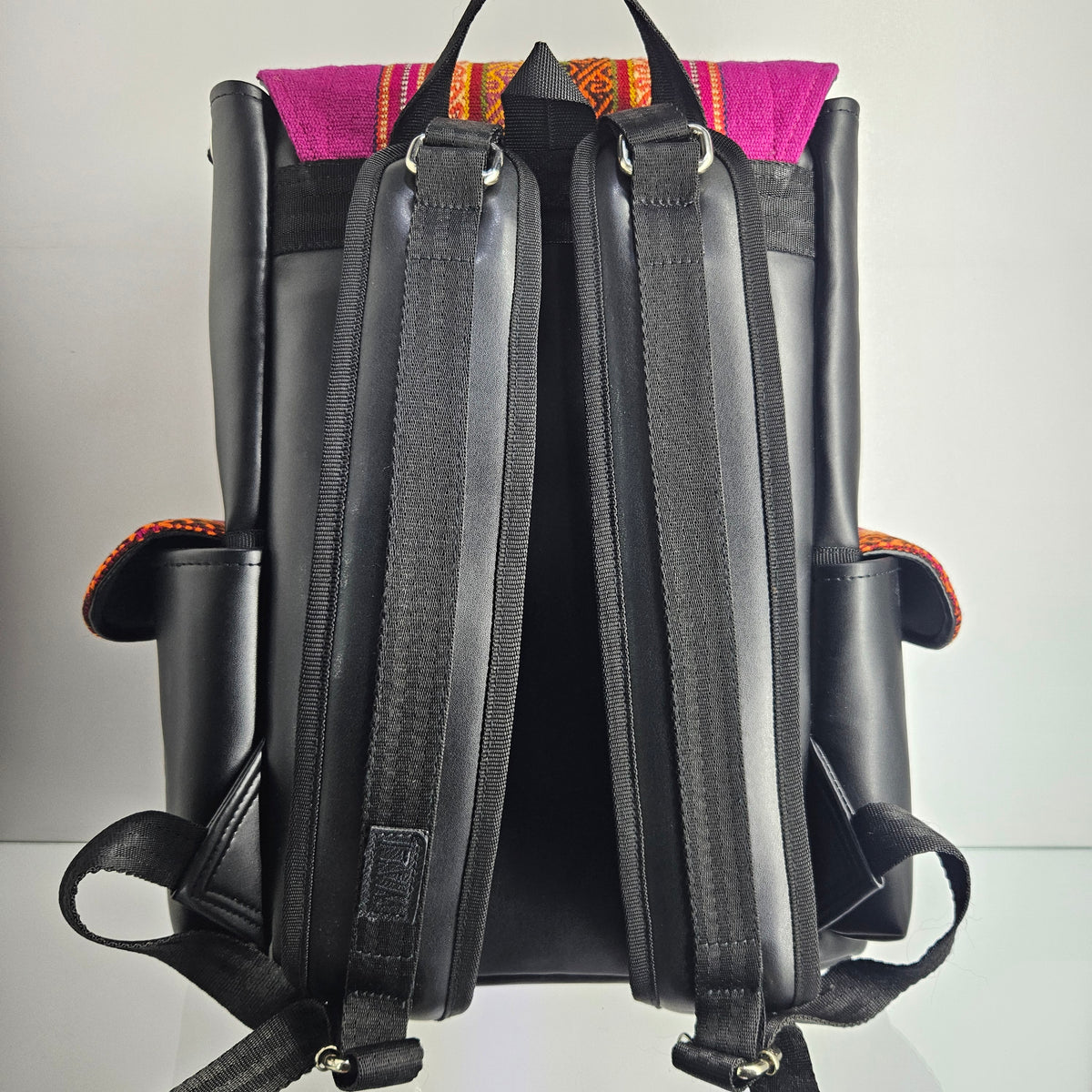 MOCHILA WALI CUERO _ Rouse