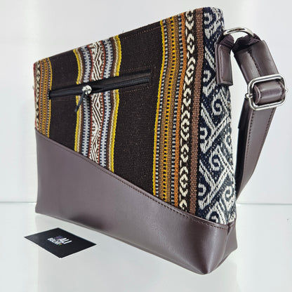 Cartera cuero aguayo (chocolate )