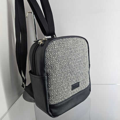Mochila mini para dama (Perdiz negro)